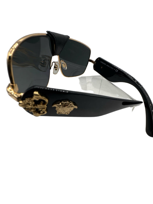 Versace black & gold Metal Solid Aviator Men's Sunglasses