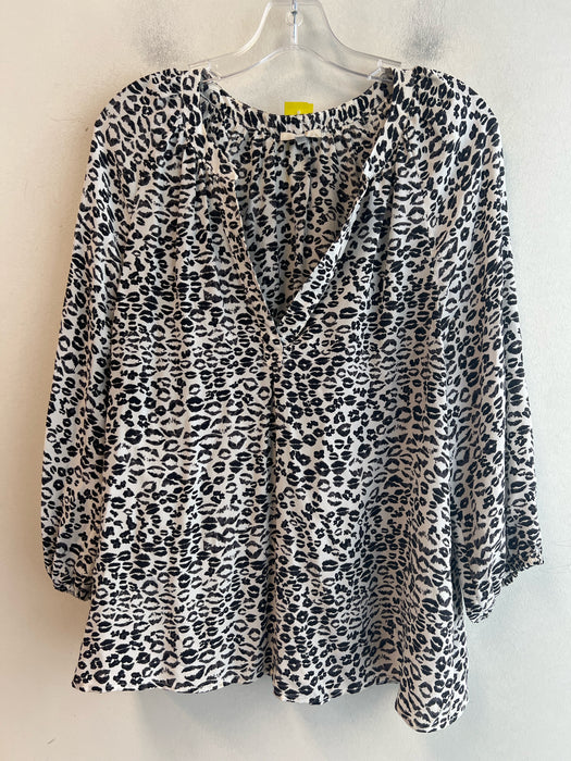Joie Size M Black & Gray Print Silk V Neck Long Sleeve Lips Top