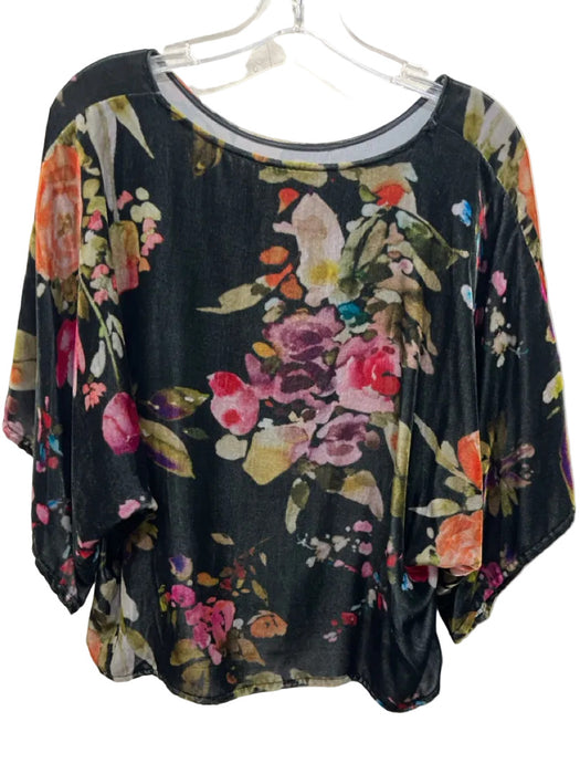 Johnny Was Size XS Black & Multi Rayon Short Sleeve Velvet Floral Top