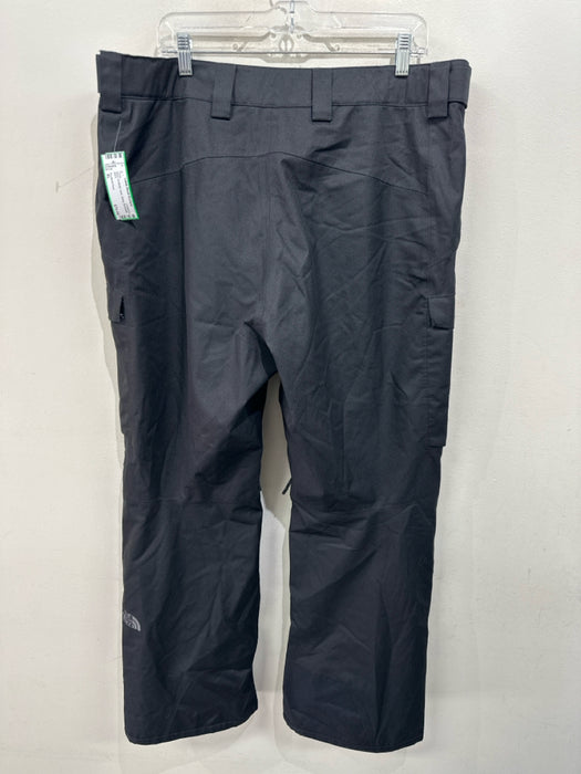 The North Face Size XL Black Synthetic Solid Skiing Men's Pants