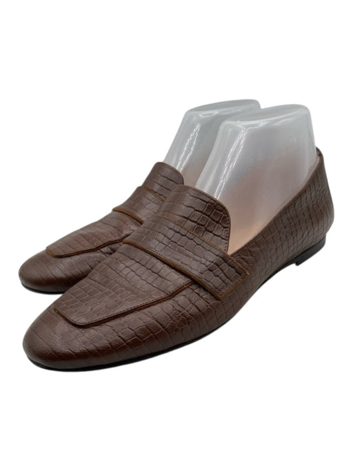 Stuart Weitzman Shoe Size 8B Brown Leather Embossed Round Toe Loafers Brown / 8B