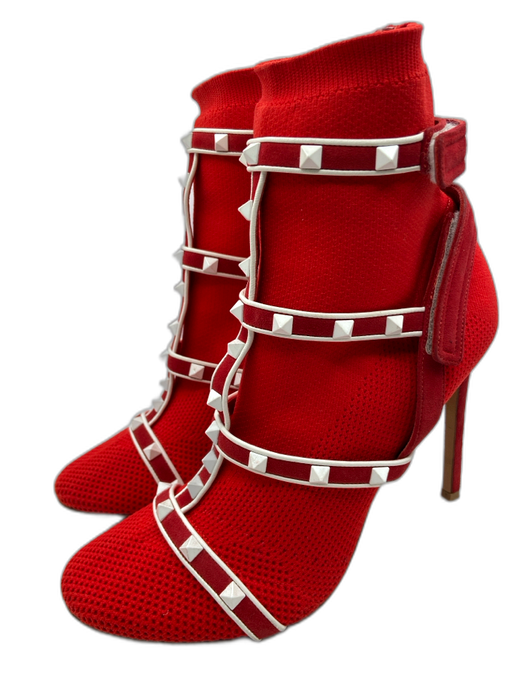 Valentino Garavani Shoe Size 40 Red & White Synthetic Knit Rockstud Booties Red & White / 40