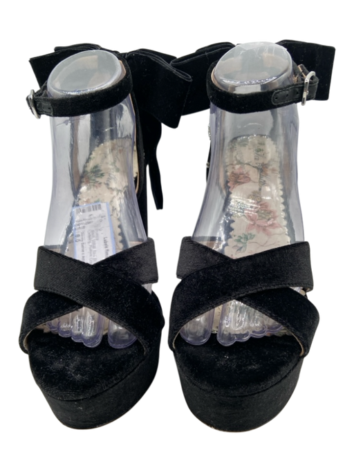 Nicola Bathie x Antonio Melani Shoe Size 8.5 Black Velvet Back Bow Pumps Black / 8.5
