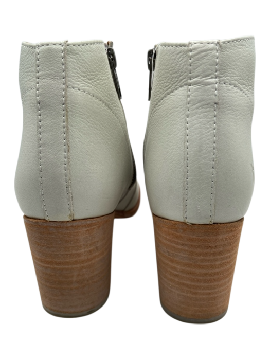 Frye Shoe Size 8 Cream White Leather Block Heel Ankle Side Zip Booties Cream White / 8