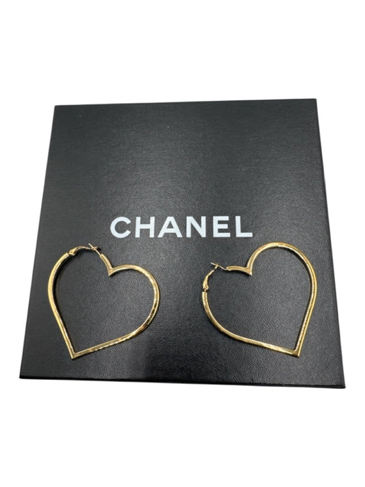 Chanel Gold Metal Heart Hoops Vintage Earrings Gold