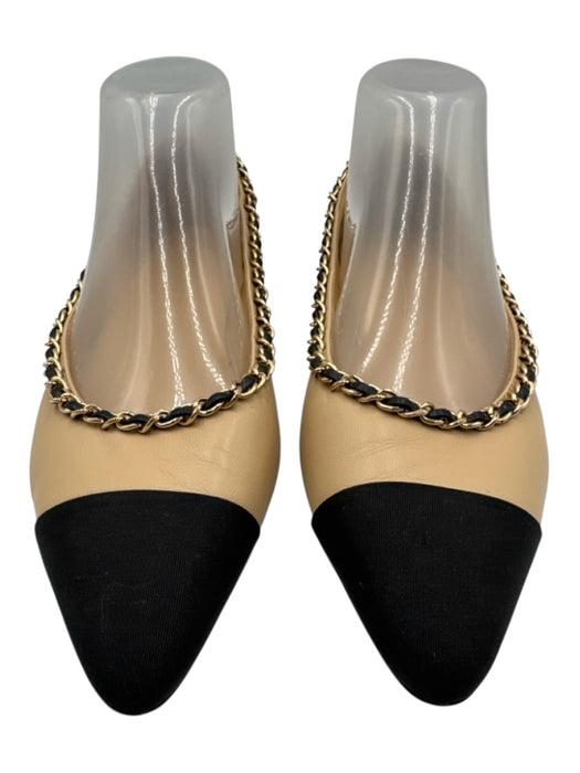 Chanel Shoe Size 39C Beige & Black Leather Cap Toe Gold Hardware Flats Beige & Black / 39C