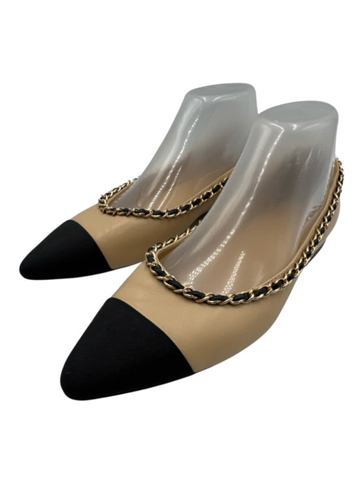 Chanel Shoe Size 39C Beige & Black Leather Cap Toe Gold Hardware Flats Beige & Black / 39C