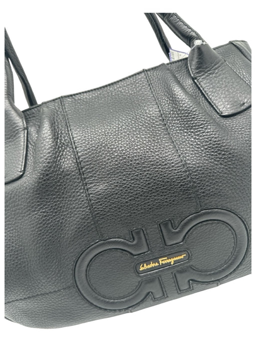 Salvatore Ferragamo Black Leather Top Handles Logo Seam Detail Zip Close Bag Black / Medium
