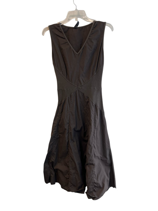 Oizini Size S Gray Cotton V Neck Sleeveless Ribbed Accents Knee length Dress Gray / S