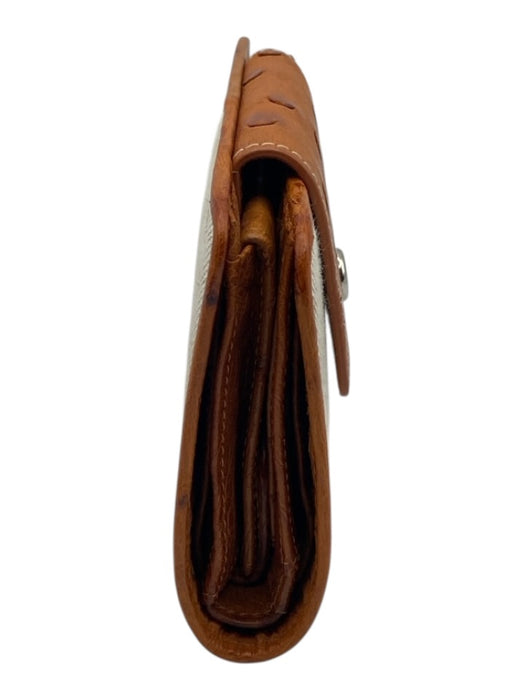 Kwanpen White & Brown Ostrich Leather Snap Button Bi- Fold Wallets White & Brown
