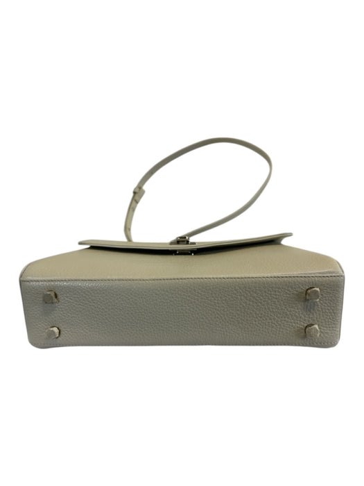 Volver Cream Beige Leather Flap Top Toggle Close Removable Strap Bag Cream Beige
