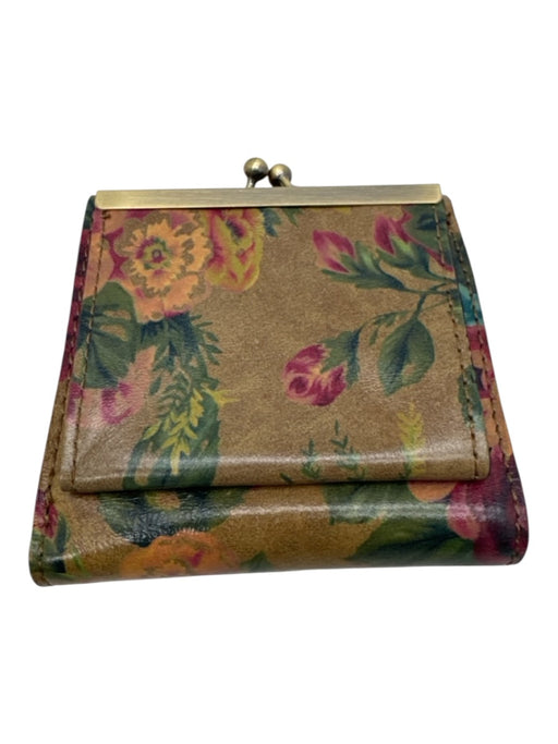 Patricia Nash Beige & Multi Leather Floral Snap Button Closure Wallets Beige & Multi