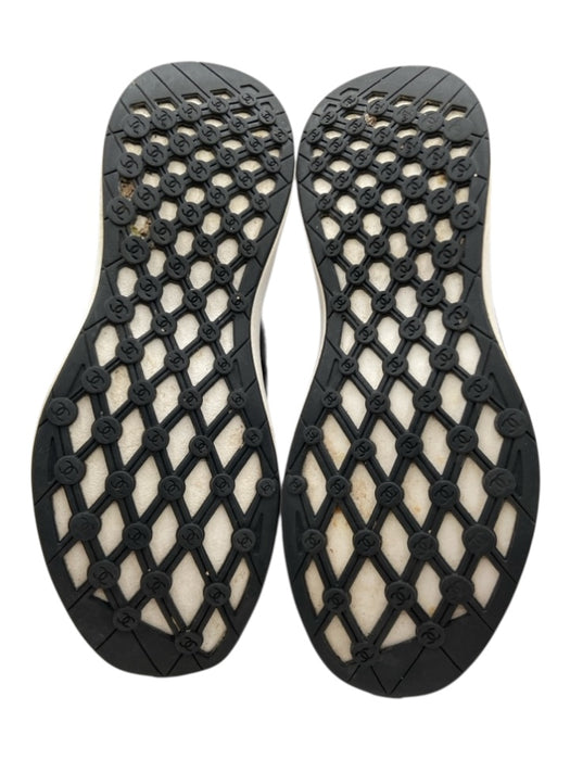 Chanel Shoe Size 38.5 Navy Blue, Black, White textile upper Knit Logo Sneakers Navy Blue, Black, White / 38.5