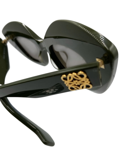 Loewe Olive Green Acetate Gold hardware Cat Eye Tinted Lens Logo Sunglasses Olive Green