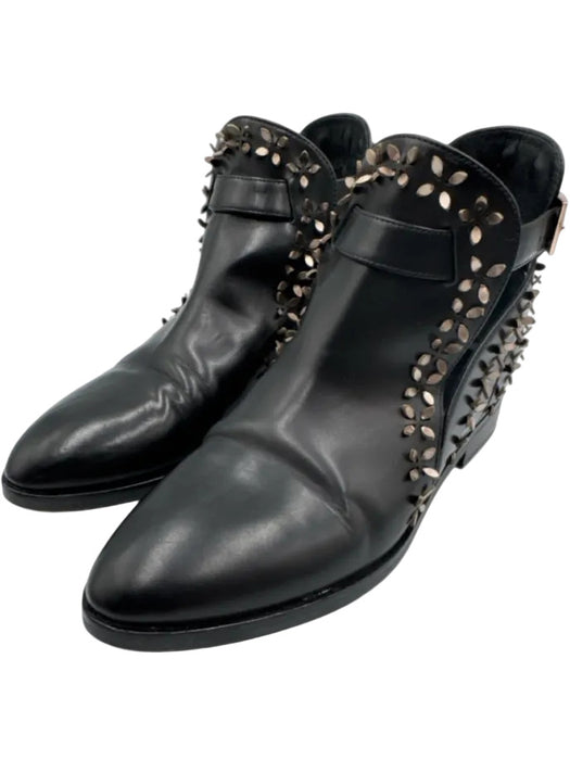 Alaia Shoe Size 36.5 Black & Rose Gold Leather Cut Out studded accents Booties Black & Rose Gold / 36.5