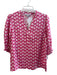 La Mer Luxe Size Medium Pink & White Rayon All Over Print Round Split Neck Top Pink & White / Medium