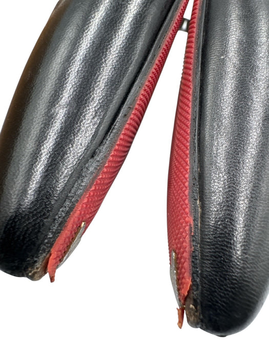 Christian Louboutin Shoe Size 39 Black Leather Pointed Toe Stiletto Pumps Black / 39