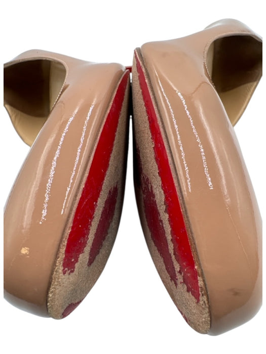 Christian Louboutin Shoe Size 39 Beige Leather Patent Almond Toe Stiletto Pumps Beige / 39
