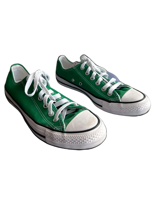 Converse Shoe Size 8 Green Canvas Almond Toe lace up Low Top Chucks Shoes Green / 8