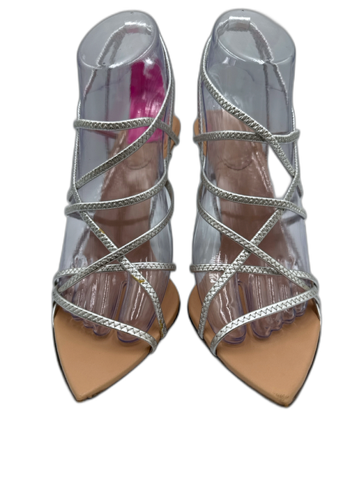 Gucci Shoe Size 7 Silver Leather Upper Metallic Strappy Pointed Toe Sandals Silver / 7