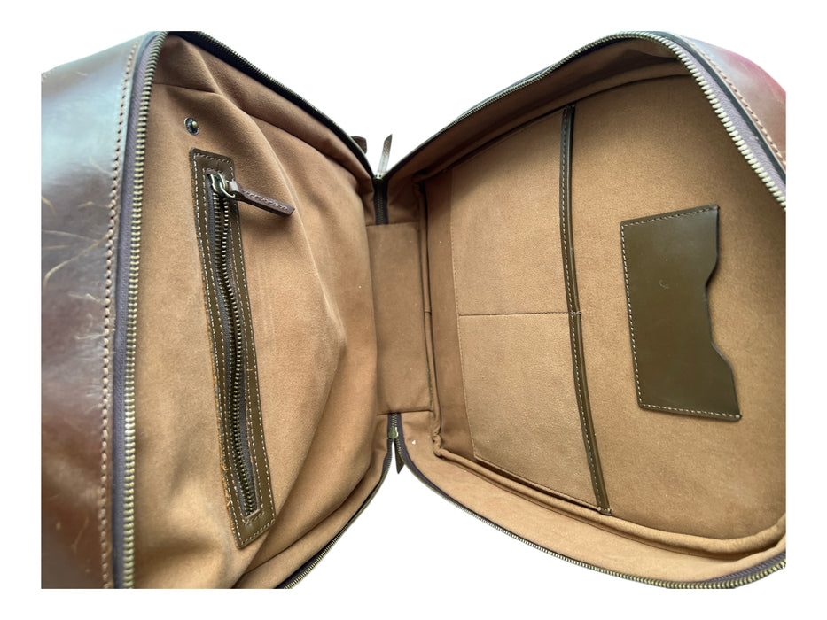 Satchel. Brown Leather Zip Around Exterior Pocket Interior Pocket Adjustable Bag Brown / Large