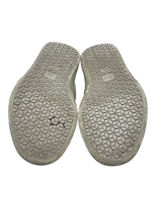Veja Shoe Size 8 White Canvas Lace Up Round Toe Shoes White / 8