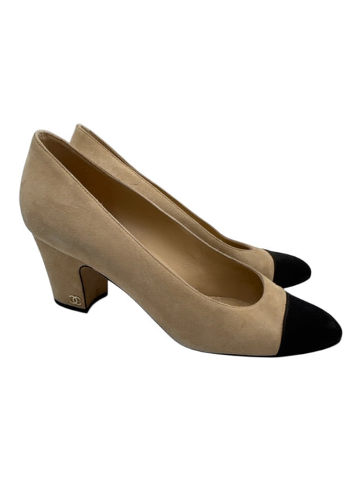 Chanel Shoe Size 38.5 Tan & black Suede Colorblock Block Heel CC Logo Pumps Tan & black / 38.5
