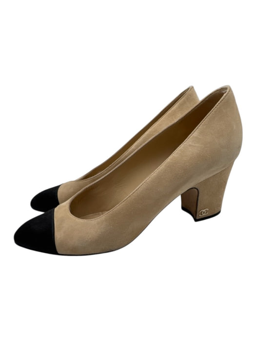 Chanel Shoe Size 38.5 Tan & black Suede Colorblock Block Heel CC Logo Pumps Tan & black / 38.5