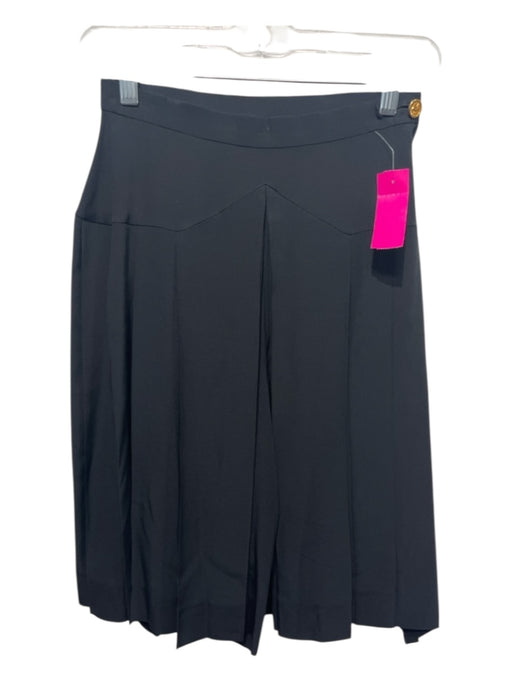Chanel Boutique Size 34 Black Silk Pleat Detail Side Zip Skirt Black / 34