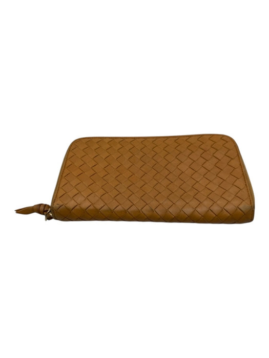 Bottega Veneta Light Orange Leather Zip Close Intrecciato Woven Wallets Light Orange