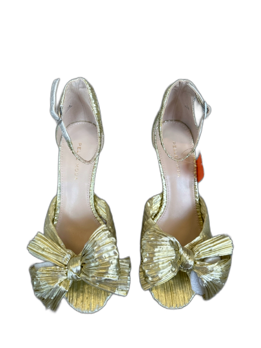 Pelle Moda Shoe Size 7.5 Gold Canvas Kitten Heel Bow Ankle Strap Sandals Gold / 7.5