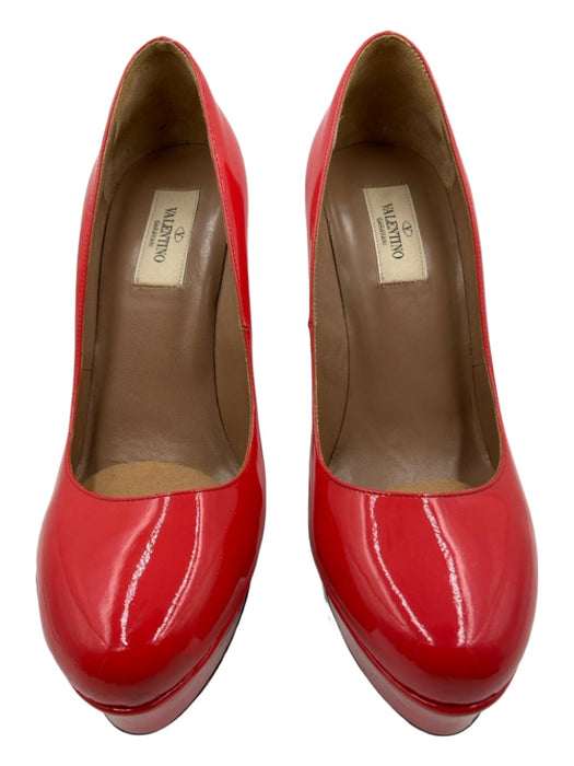Valentino Shoe Size 39 Red Patent Leather Platform Round Toe Heel Pumps Red / 39