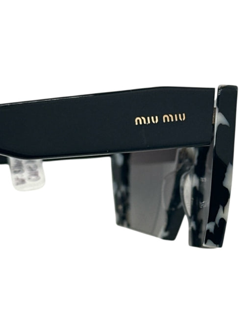 Miu Miu Black & White Acetate Tortoise Marbled Sunglasses Black & White