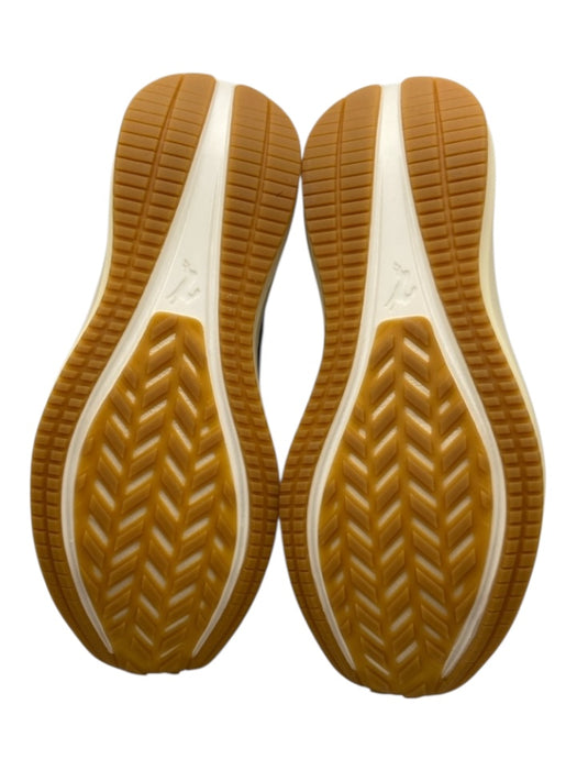 Tracksmith Shoe Size 39 Black & Yellow Synthetic Knit Round Toe lace up Sneakers Black & Yellow / 39