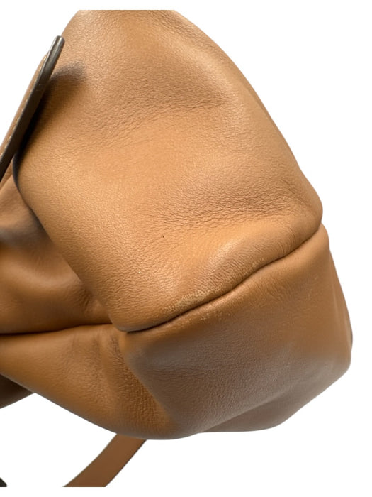 Prada Caramel Brown Leather Zip Top Logo Adjustable Strap Shoulder Bag Caramel Brown / Large