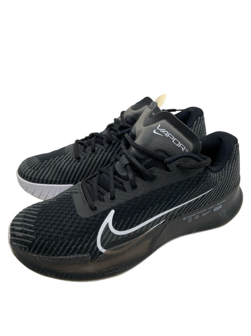 Nike Shoe Size 9.5 Black & White Lace Up Low Top Stripe Detail Sneakers Black & White / 9.5