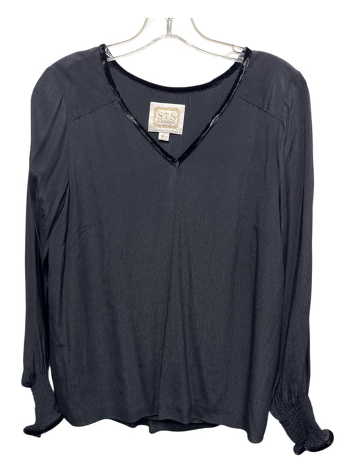 Sail To Sable Size S Black Velvet Trim V Neck Top Black / S