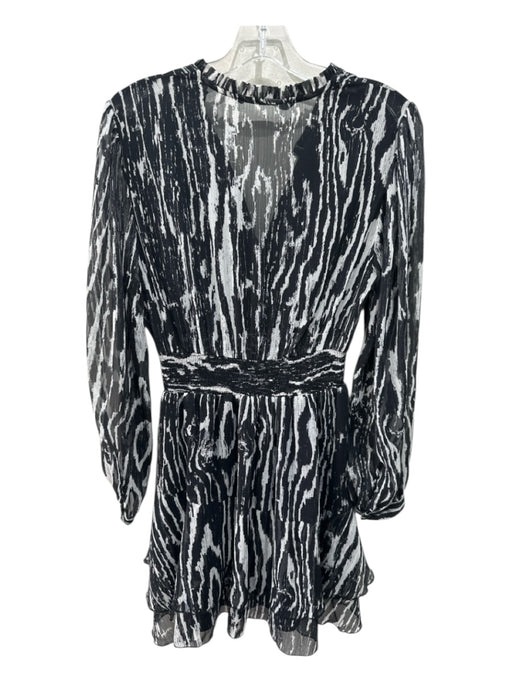 Zara Size Medium Black & White Long Sleeve Abstract Print V Neck Dress Black & White / Medium