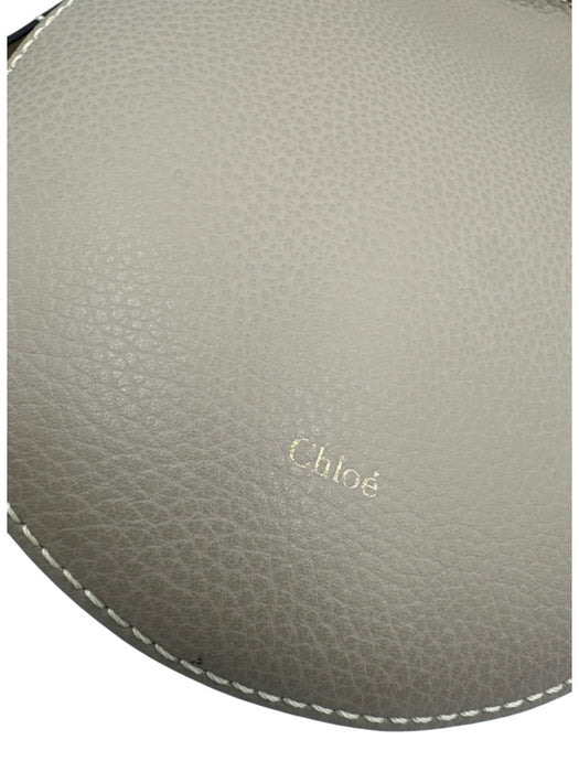 Chloe Taupe Gray Leather Magnetic Closure Grained Gold Hardware Crossbody Bag Taupe Gray / Small