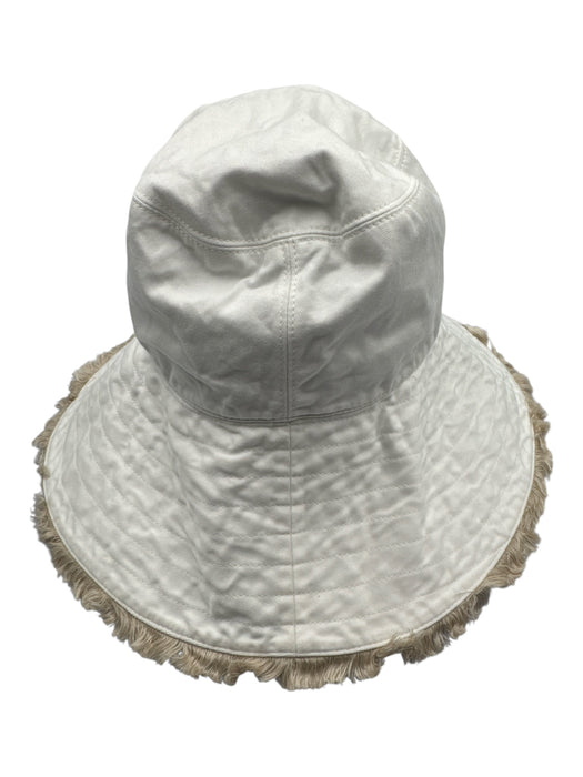 Gi'n'Gi White & Beige Cotton Fringe Bucket Hat White & Beige / M