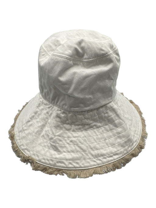 Gi'n'Gi White & Beige Cotton Fringe Bucket Hat White & Beige / M