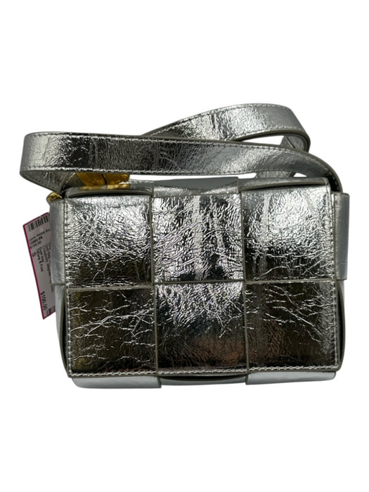 Tiffany & Fred Silver Leather Shiny Crinkle Crossbody Magnetic Flap Close Bag Silver / S