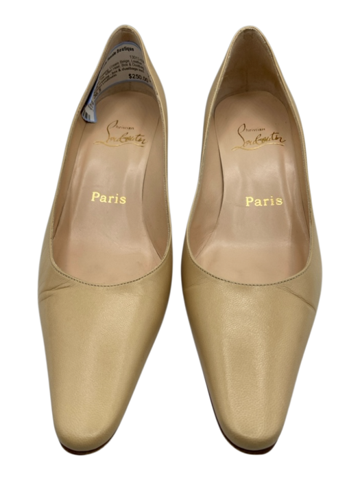 Christian Louboutin Shoe Size 36.5 Cream Beige Leather Pointed Toe Pumps Cream Beige / 36.5