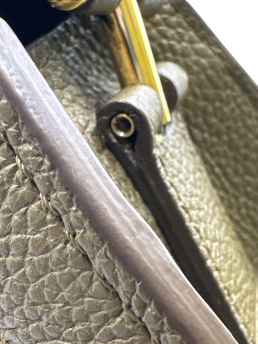 Tom Ford Olive Green & Gold Grain Leather Flap Back Pocket Adjustable Bag Olive Green & Gold / Mini