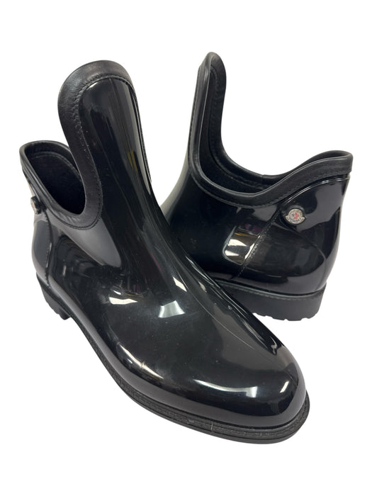 Moncler Shoe Size 38 Black Rubber Almond Toe Slip On Leather Trim Boots Black / 38