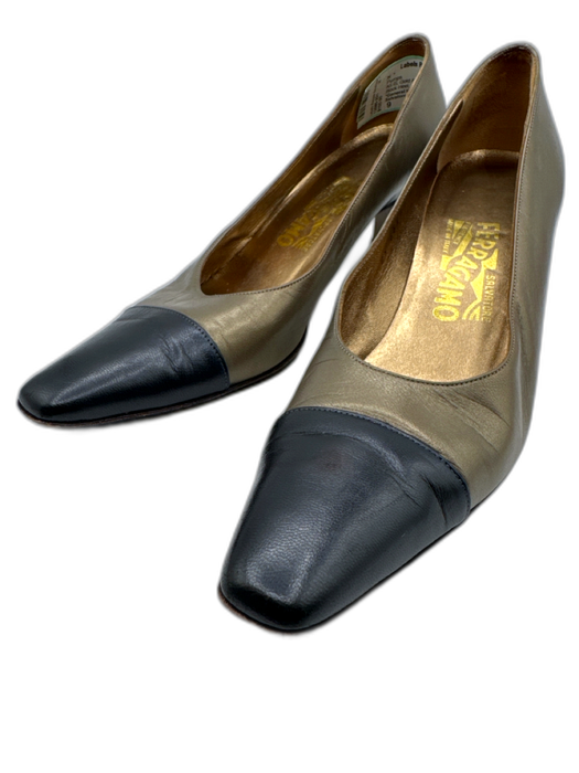 Salvatore Ferragamo Shoe Size 9 Gold & Black Patent Leather Block Heel Pumps Gold & Black / 9