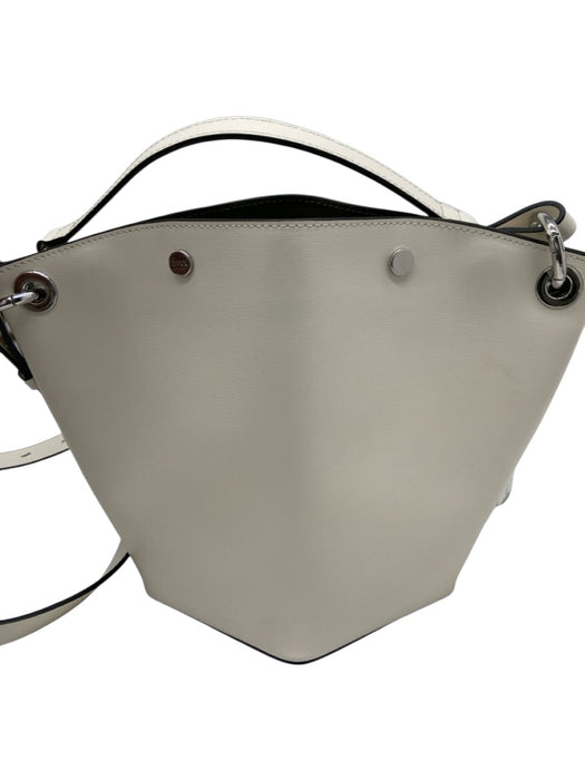 Ganni White & white Leather Crossbody Chain Magnetic Close Bag White & white / S/M