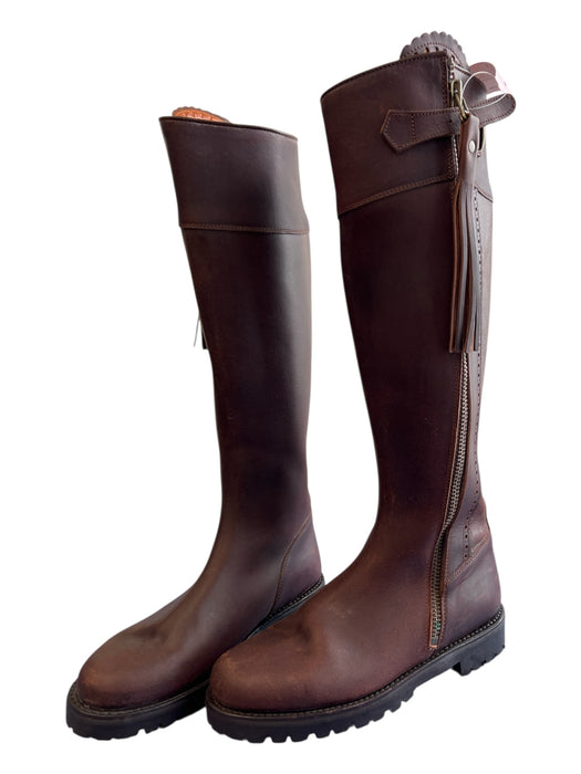 Frye Shoe Size 8.5 Brown Leather Side Zip Almond Toe Knee High Boots Brown / 8.5
