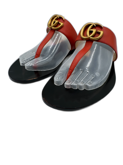Gucci Shoe Size 38.5 Red, Gold & Black Leather Thong Double G Marmont Sandals Red, Gold & Black / 38.5