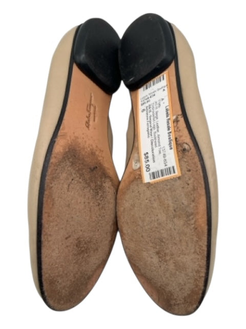Salvatore Ferragamo Shoe Size 6 Beige Leather Almond Toe Embroidered Logo Flats Beige / 6